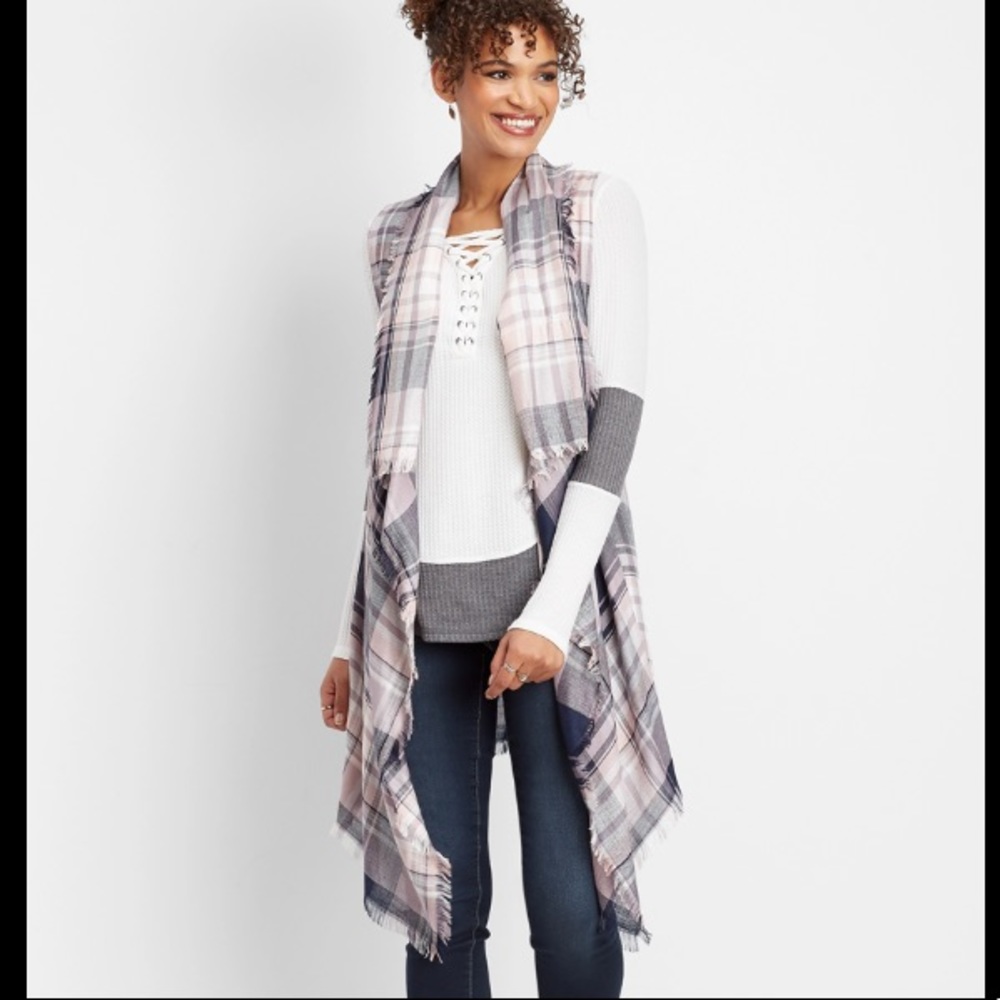 Maurice’s Waterfall Plaid Open-front Vest Shawl